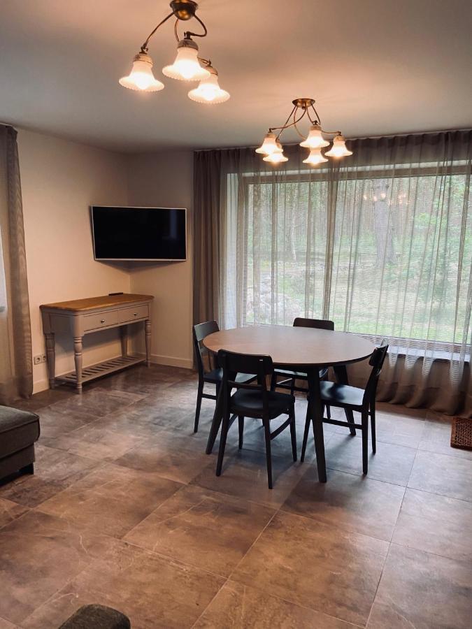 Roze Guest Houses Sklandas Bernāti Екстериор снимка