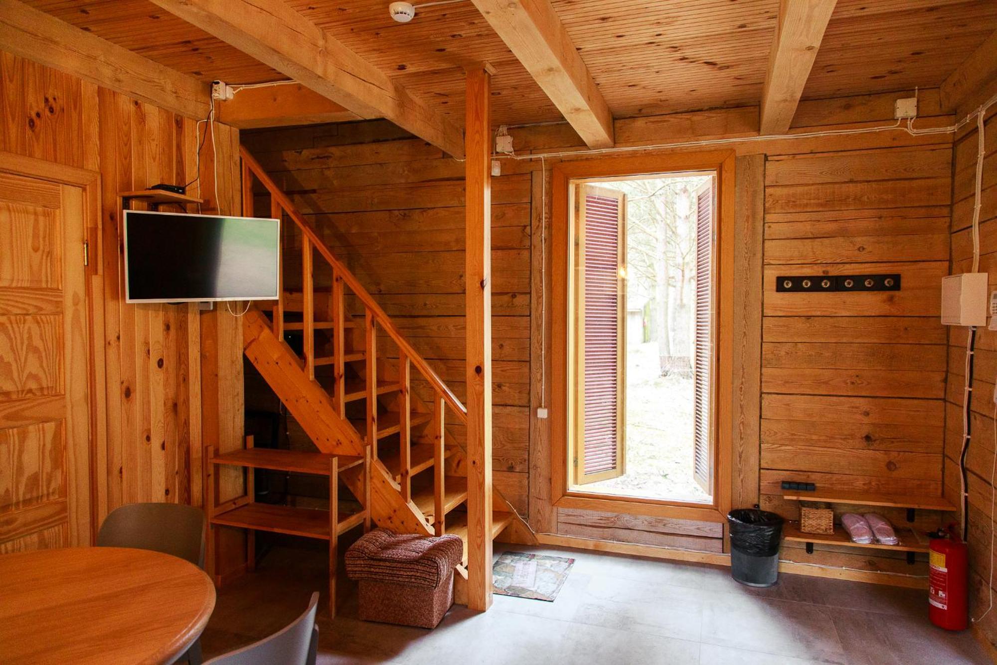 Roze Guest Houses Sklandas Bernāti Екстериор снимка