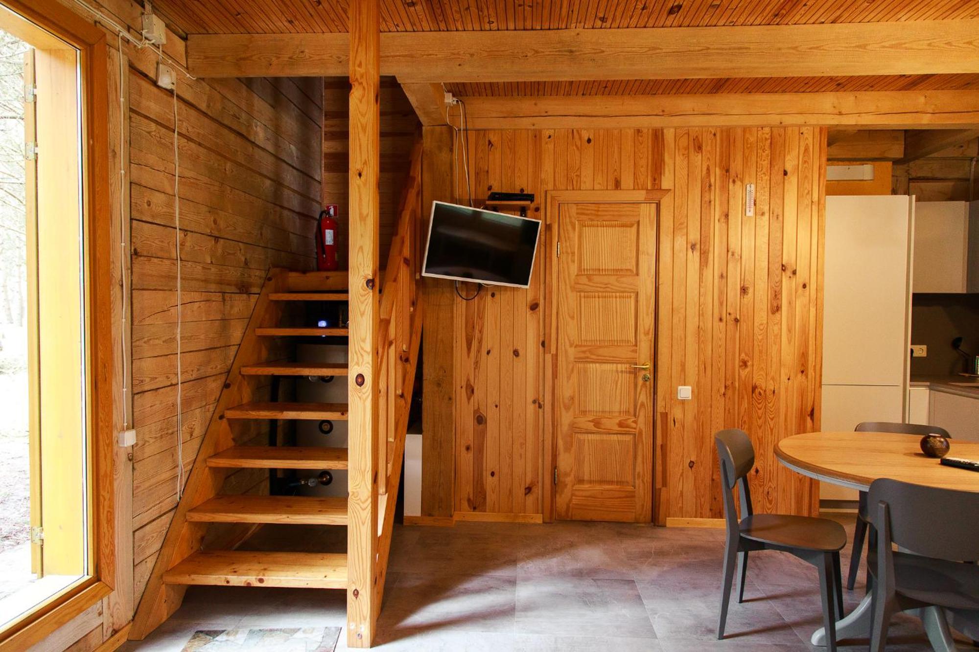 Roze Guest Houses Sklandas Bernāti Екстериор снимка