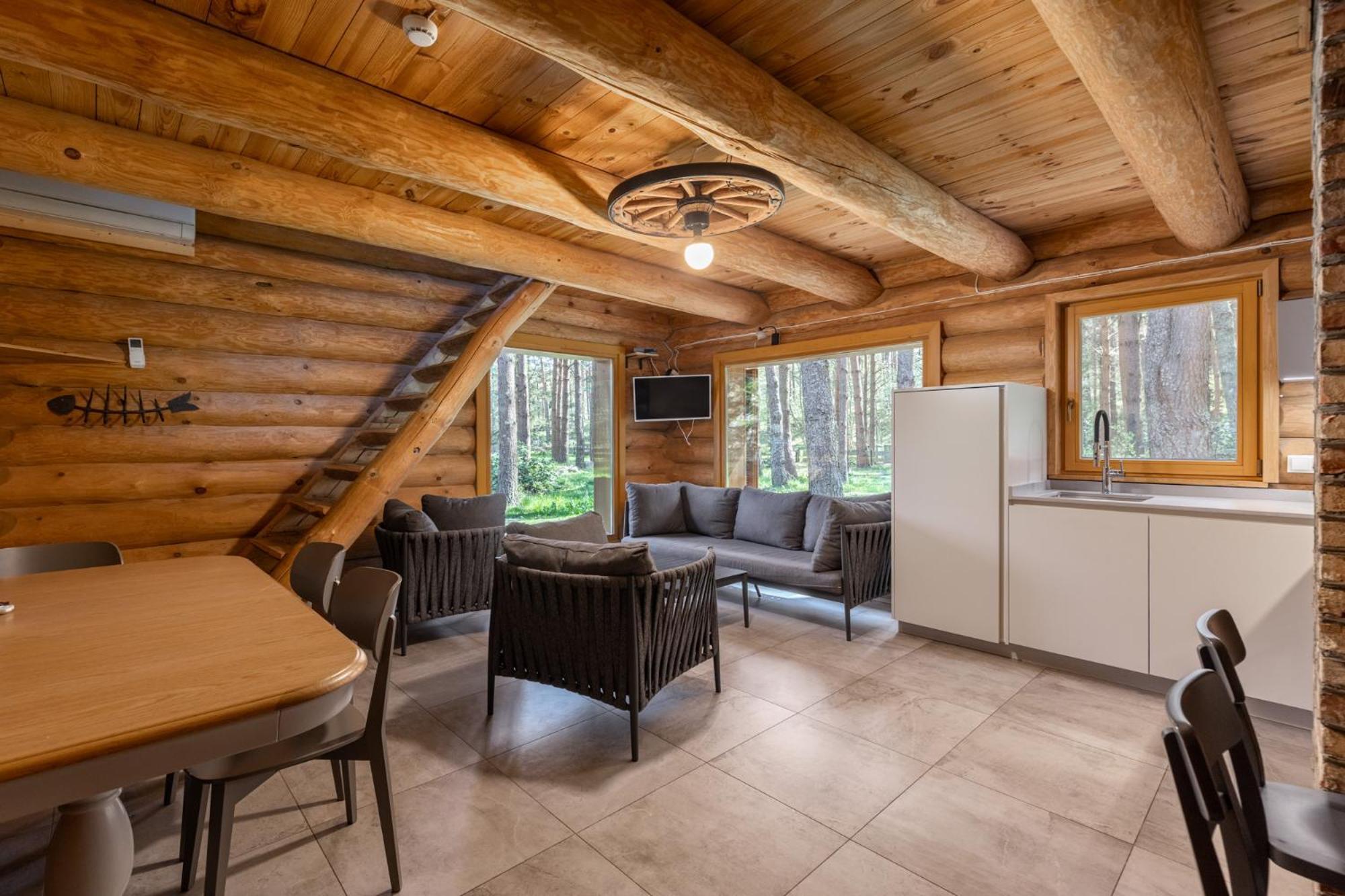 Roze Guest Houses Sklandas Bernāti Екстериор снимка