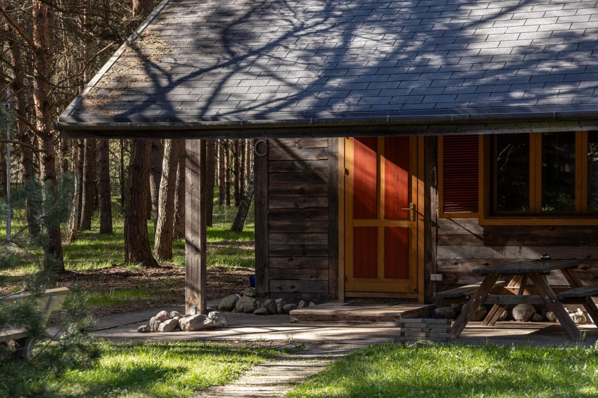 Roze Guest Houses Sklandas Bernāti Екстериор снимка