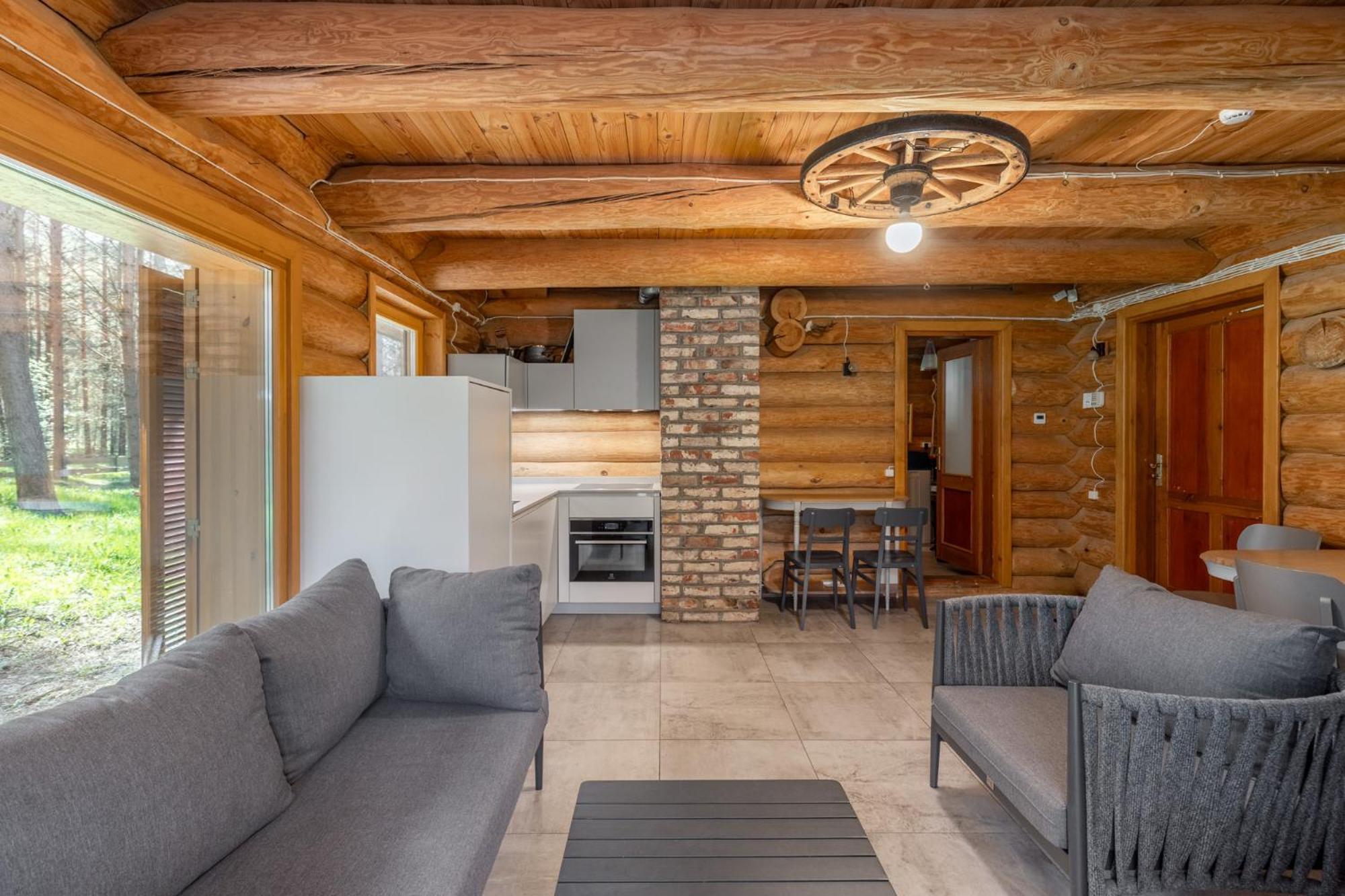 Roze Guest Houses Sklandas Bernāti Екстериор снимка