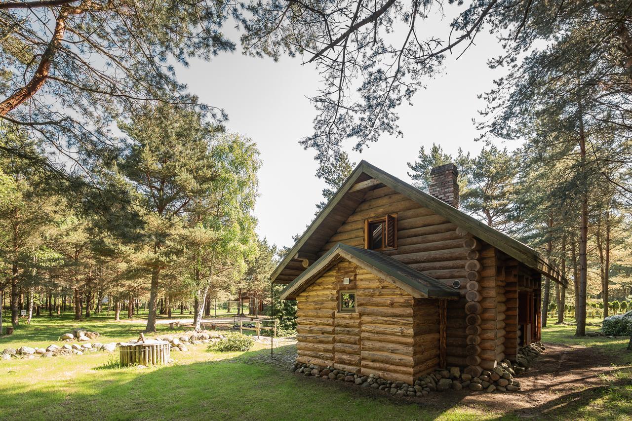 Roze Guest Houses Sklandas Bernāti Екстериор снимка
